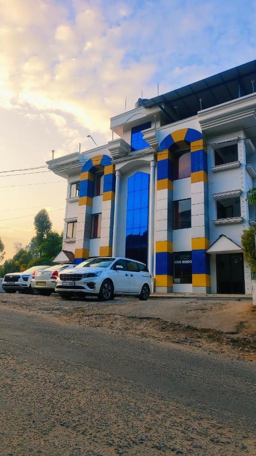 Hotel Lumino Karthika Munnar Exterior foto